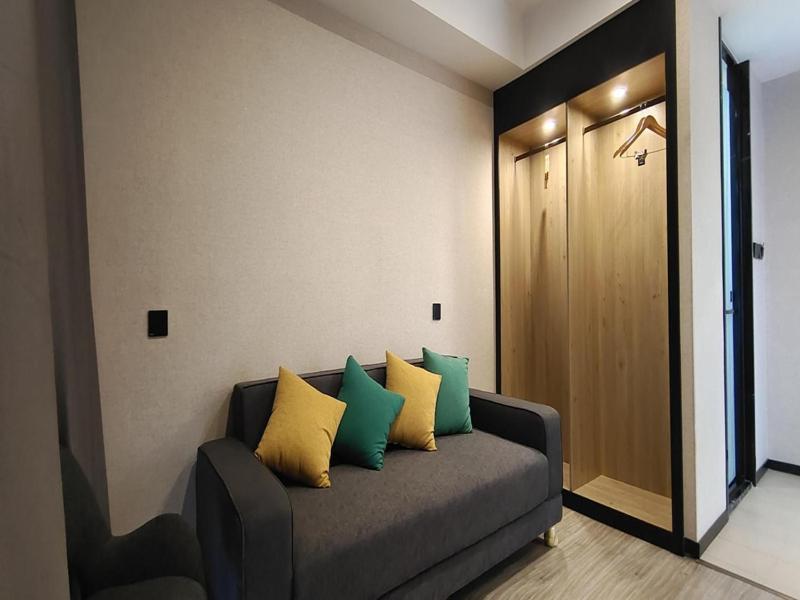 Business Suite photo 1