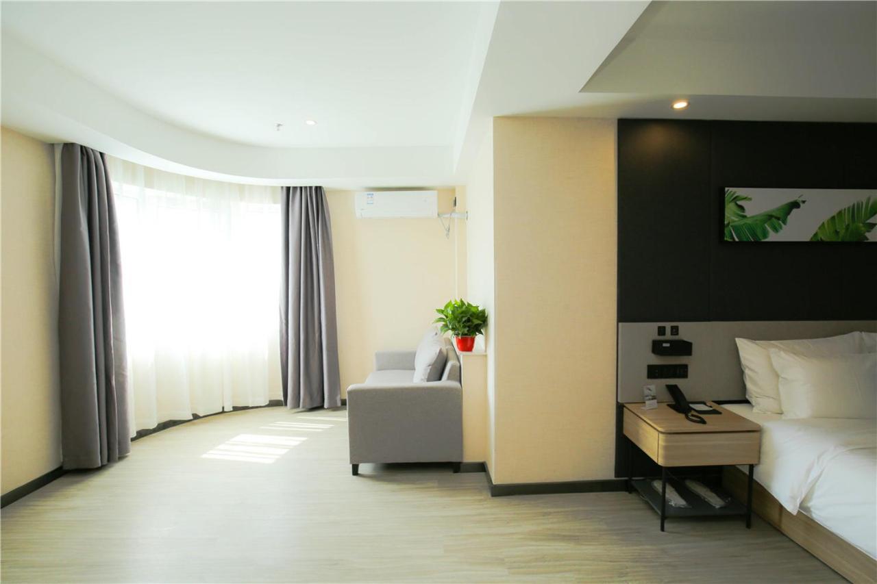 U Plus Double Room