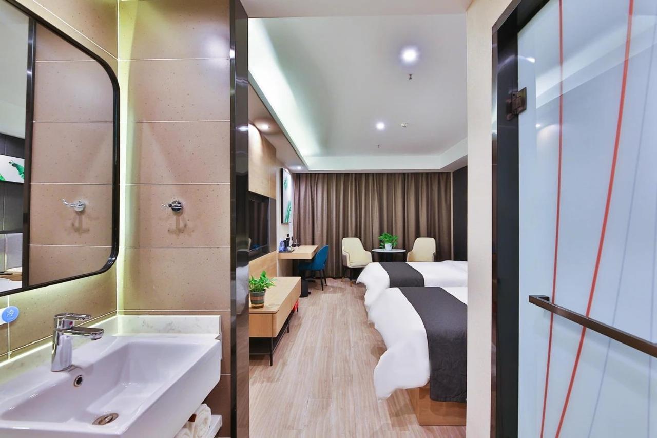 Premium Twin Room photo 1