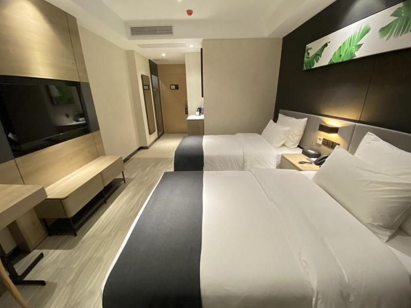 Premier Twin Room 