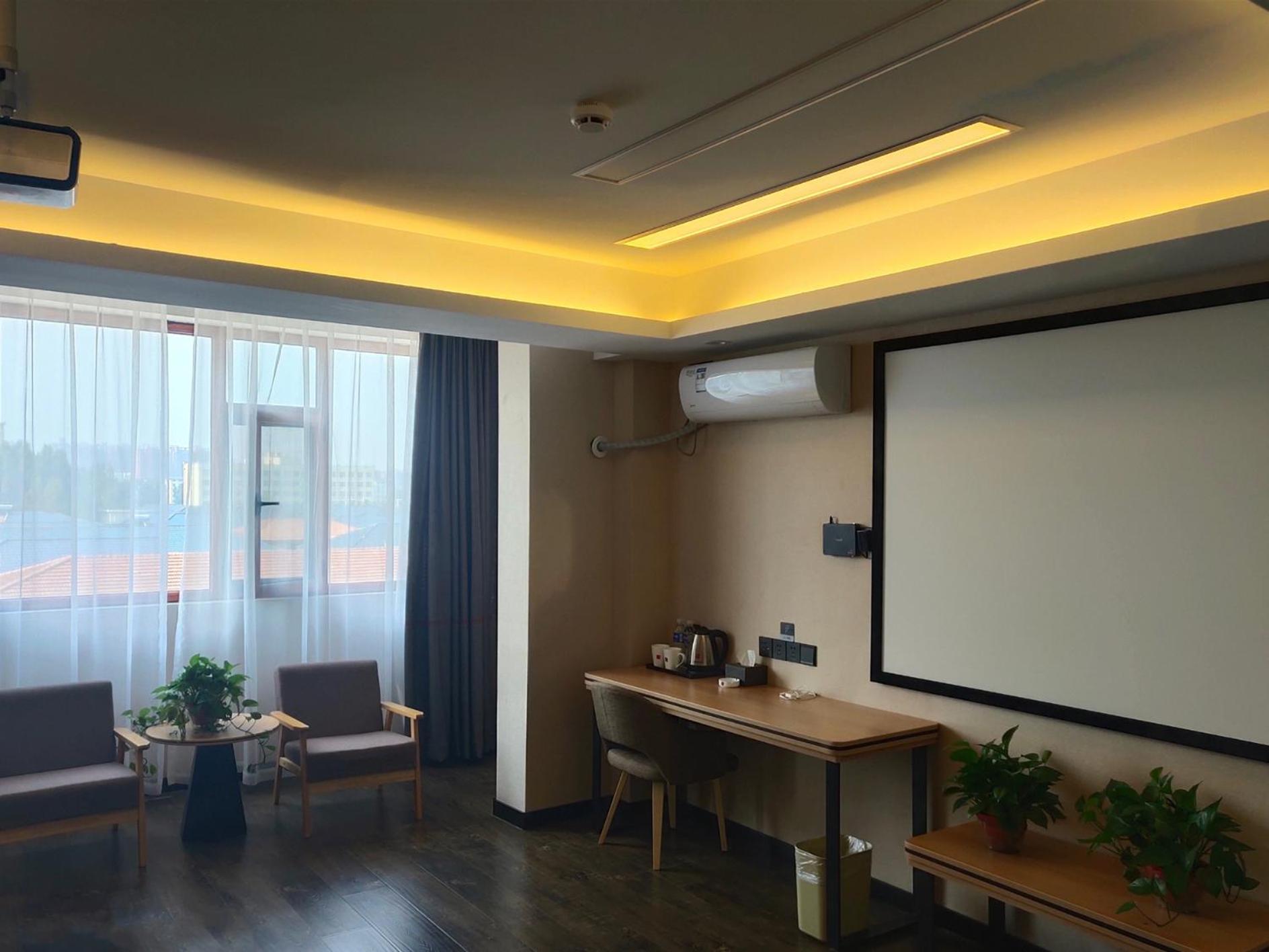 Standard Double Room With Cinema  photo 1