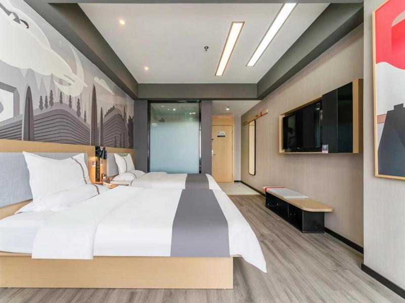 Selected Twin Room photo 1