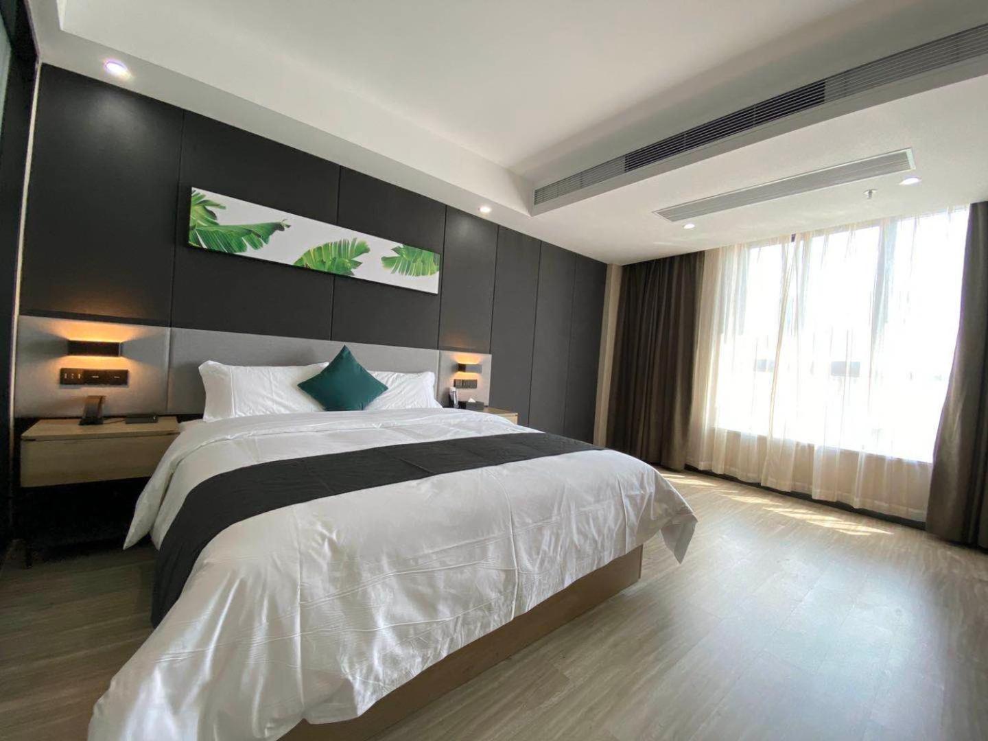 U Plus Double Room photo 3
