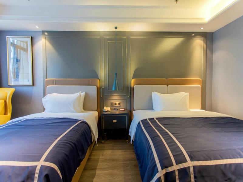 Deluxe Twin Room photo 2