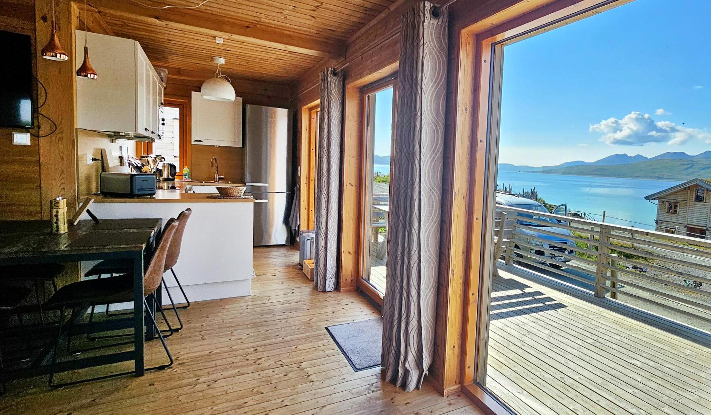 Three-Bedroom House photo 1