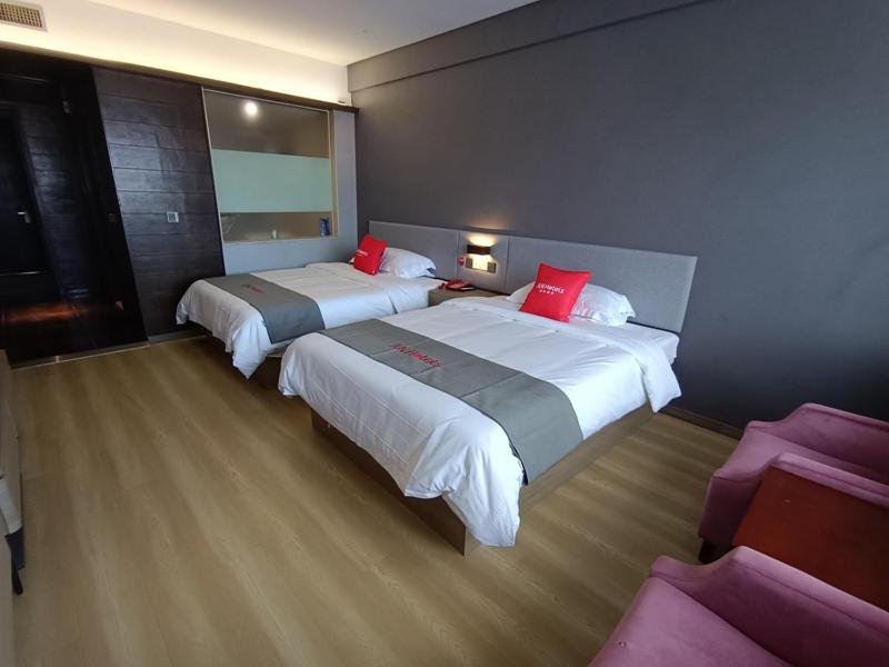 Selected Twin Room photo 1