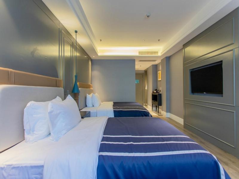 Deluxe Twin Room photo 3