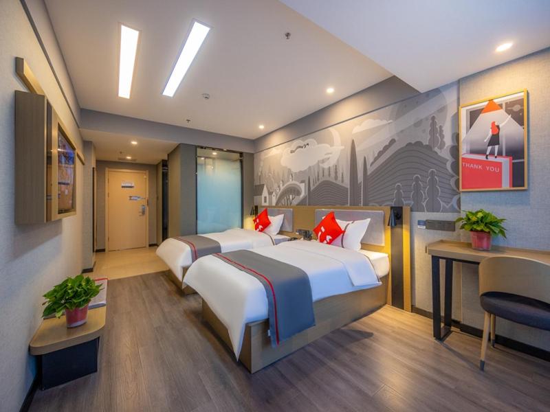 Premium Twin Room photo 1