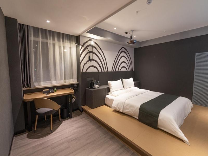 Intelligent Double Room