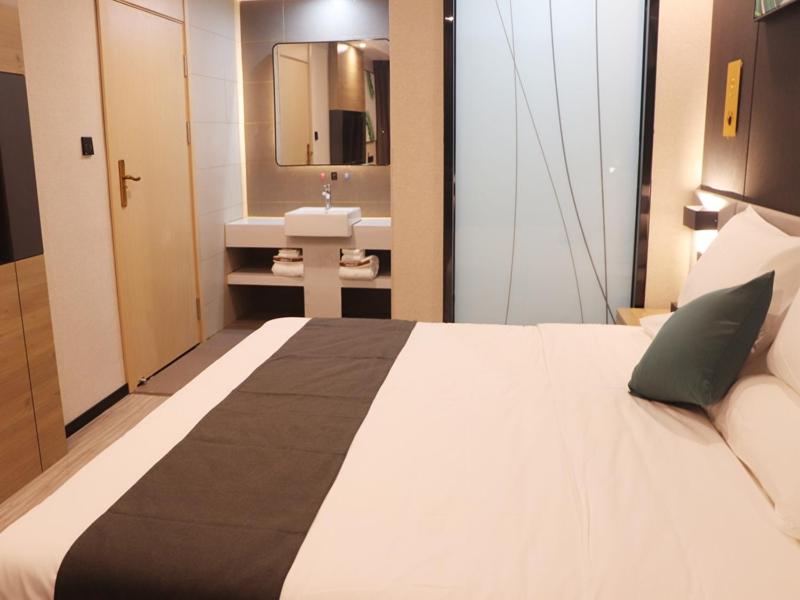 Business Suite photo 3