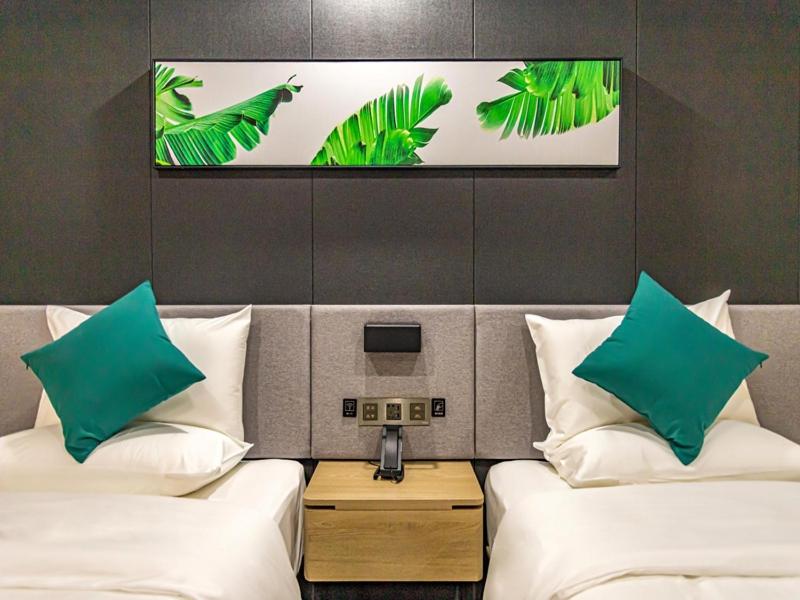 Premier Twin Room  photo 3