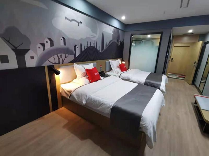 Business Twin Room