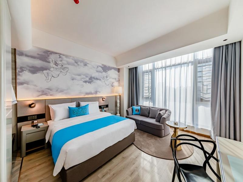 Double Room With Angel Theme photo 1