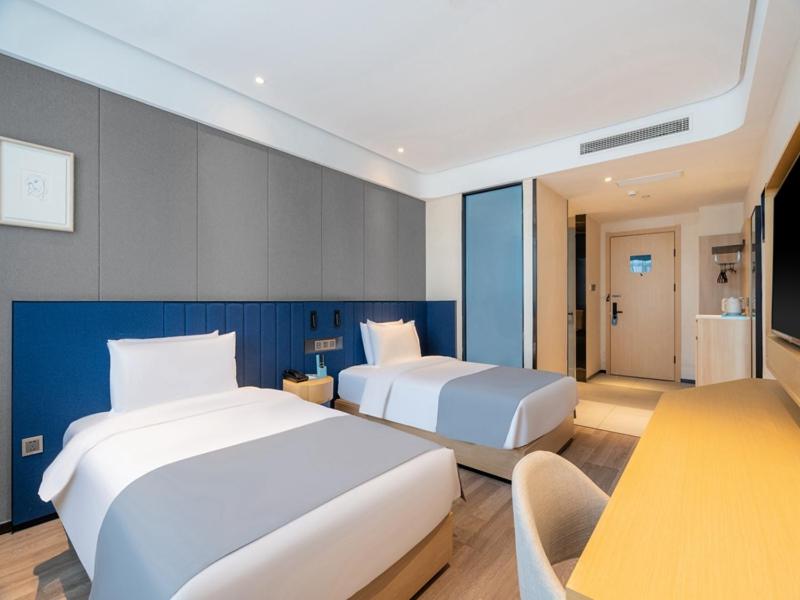 Premier Twin Room photo 3