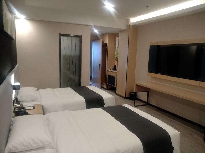 Business Twin Room photo 2