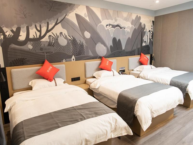 Standard Triple Room photo 3