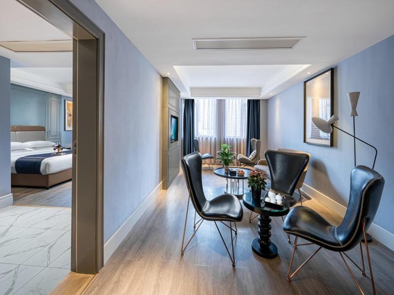 Designed Suite photo 3