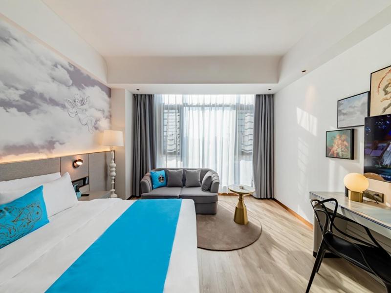 Double Room With Angel Theme photo 3