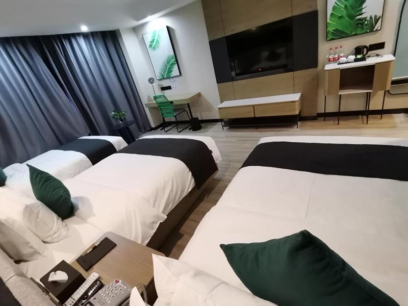 Standard Triple Room photo 3