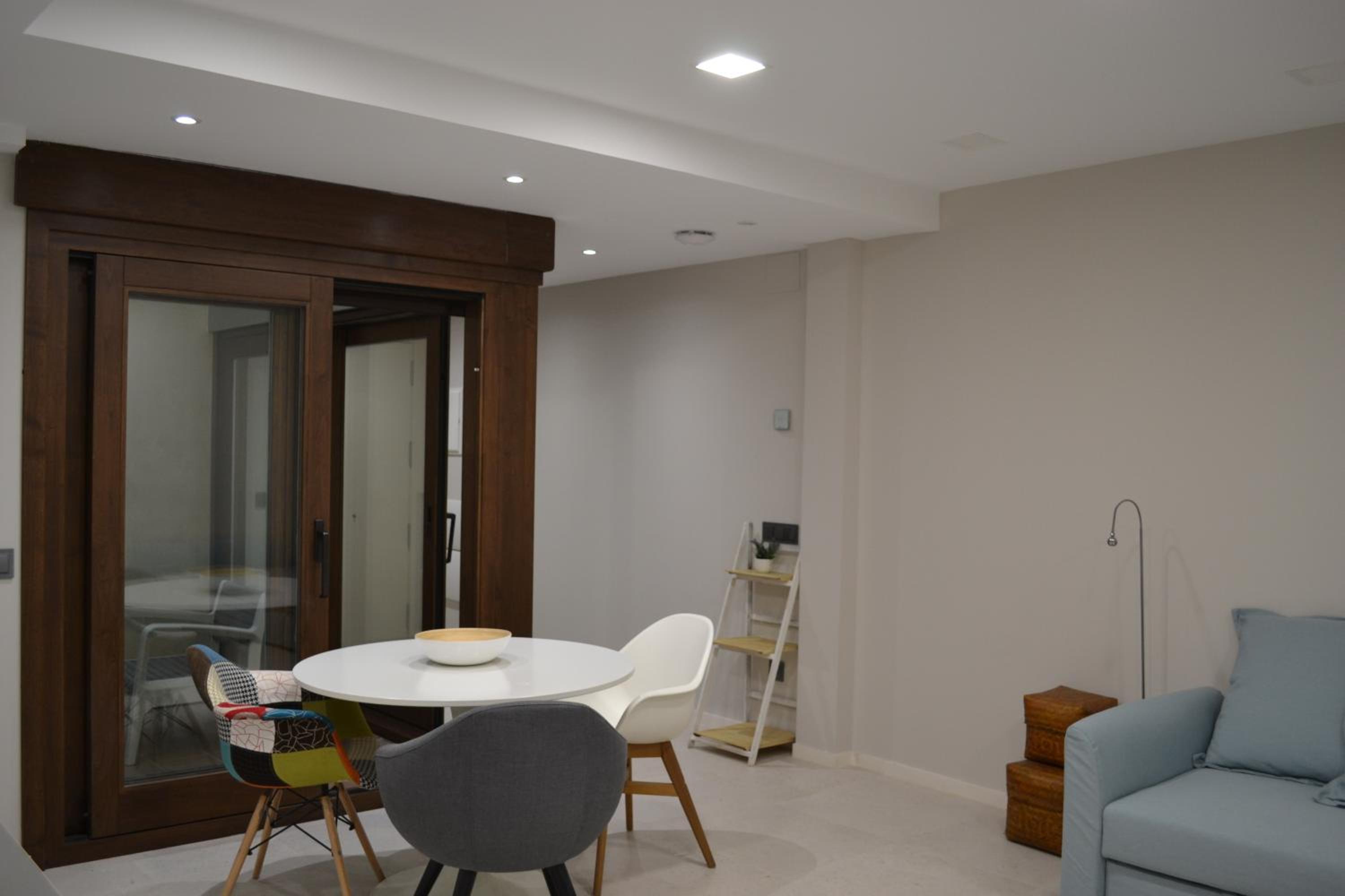 Apartamento de una habitación con balcón - Calle Libreros 52