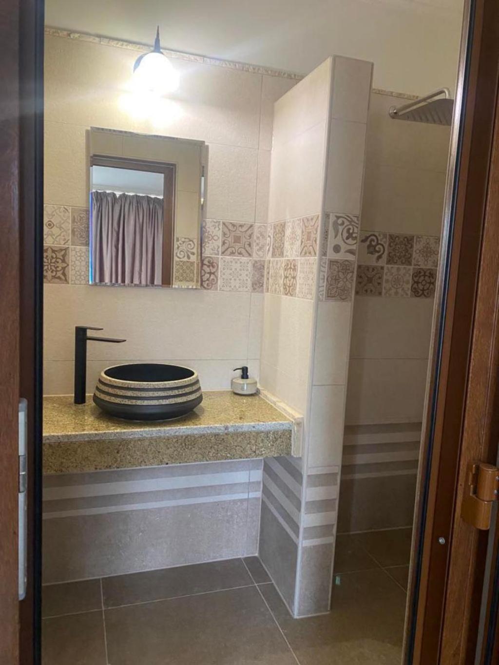Double Room with Private Bathroom photo 3