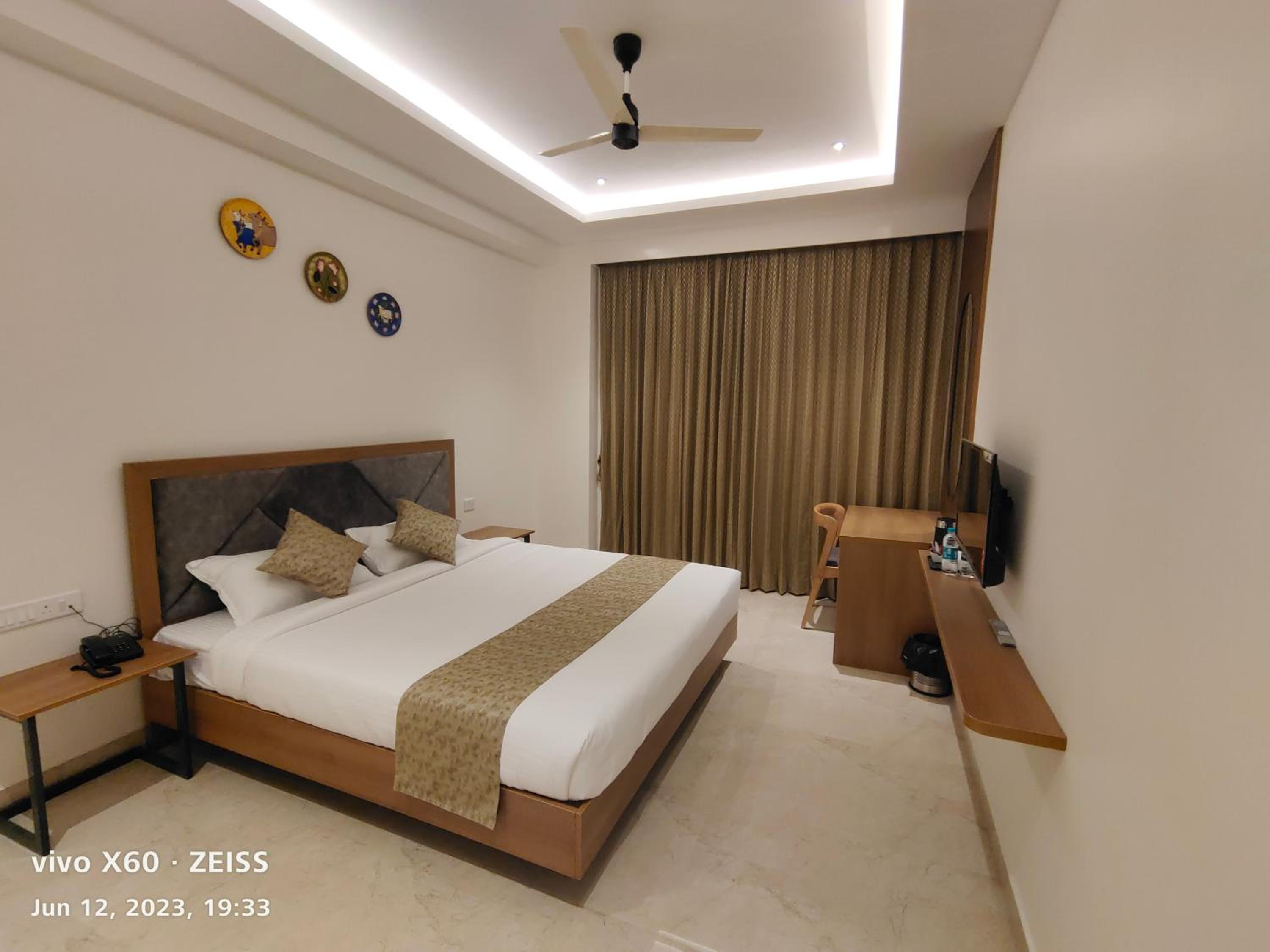 Double Room With Private Bathroom photo 1