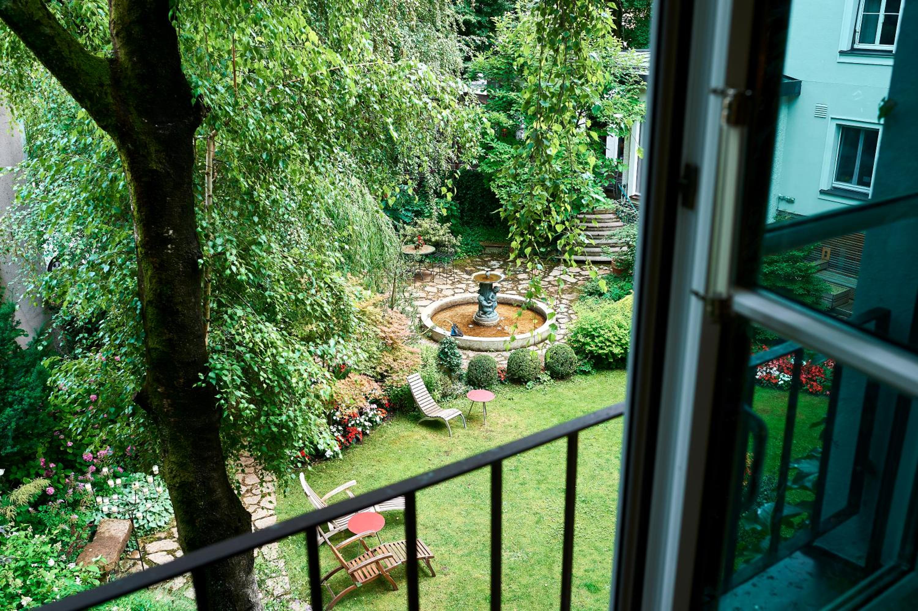 Double Room with Garden View photo 2