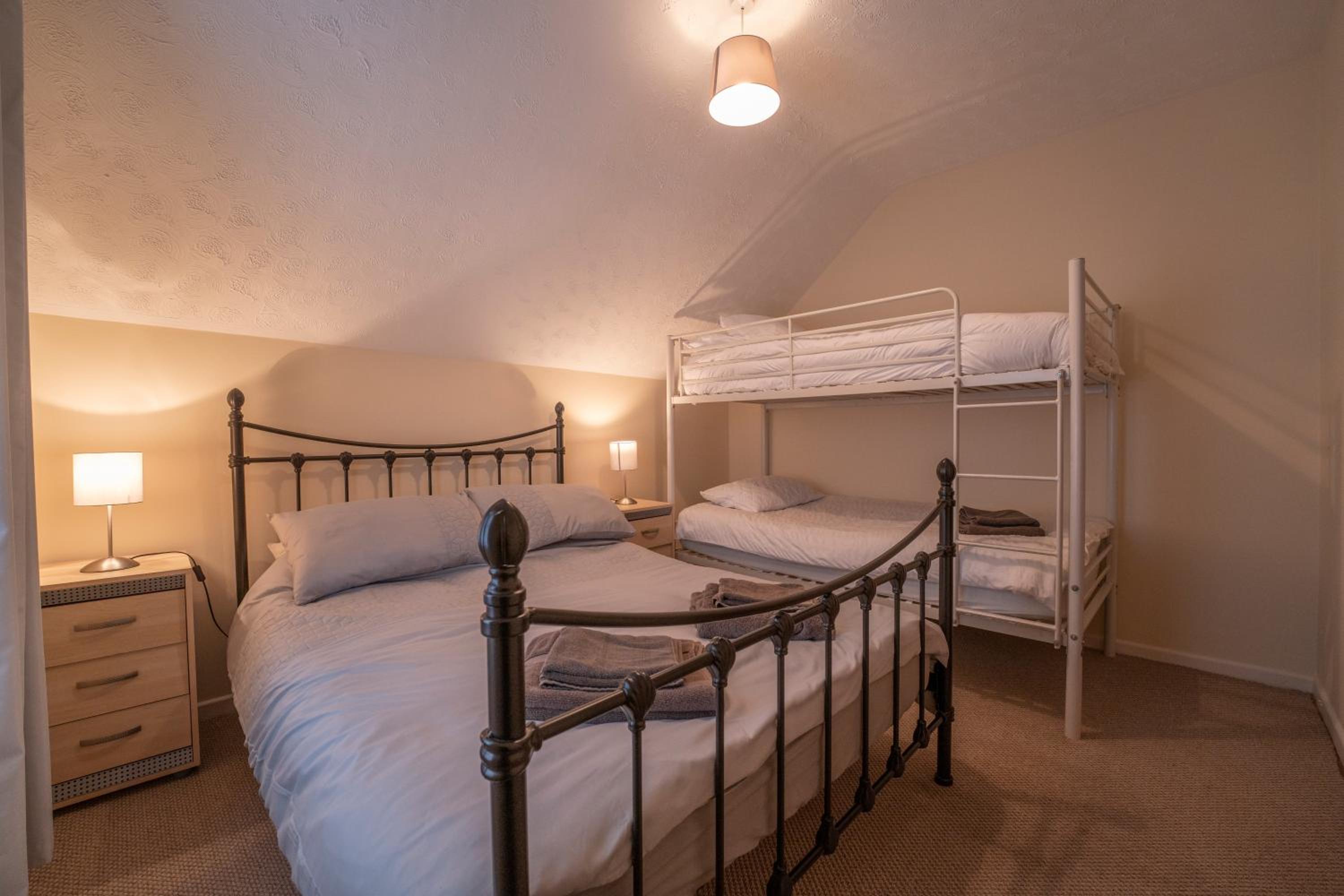Three-Bedroom House photo 1