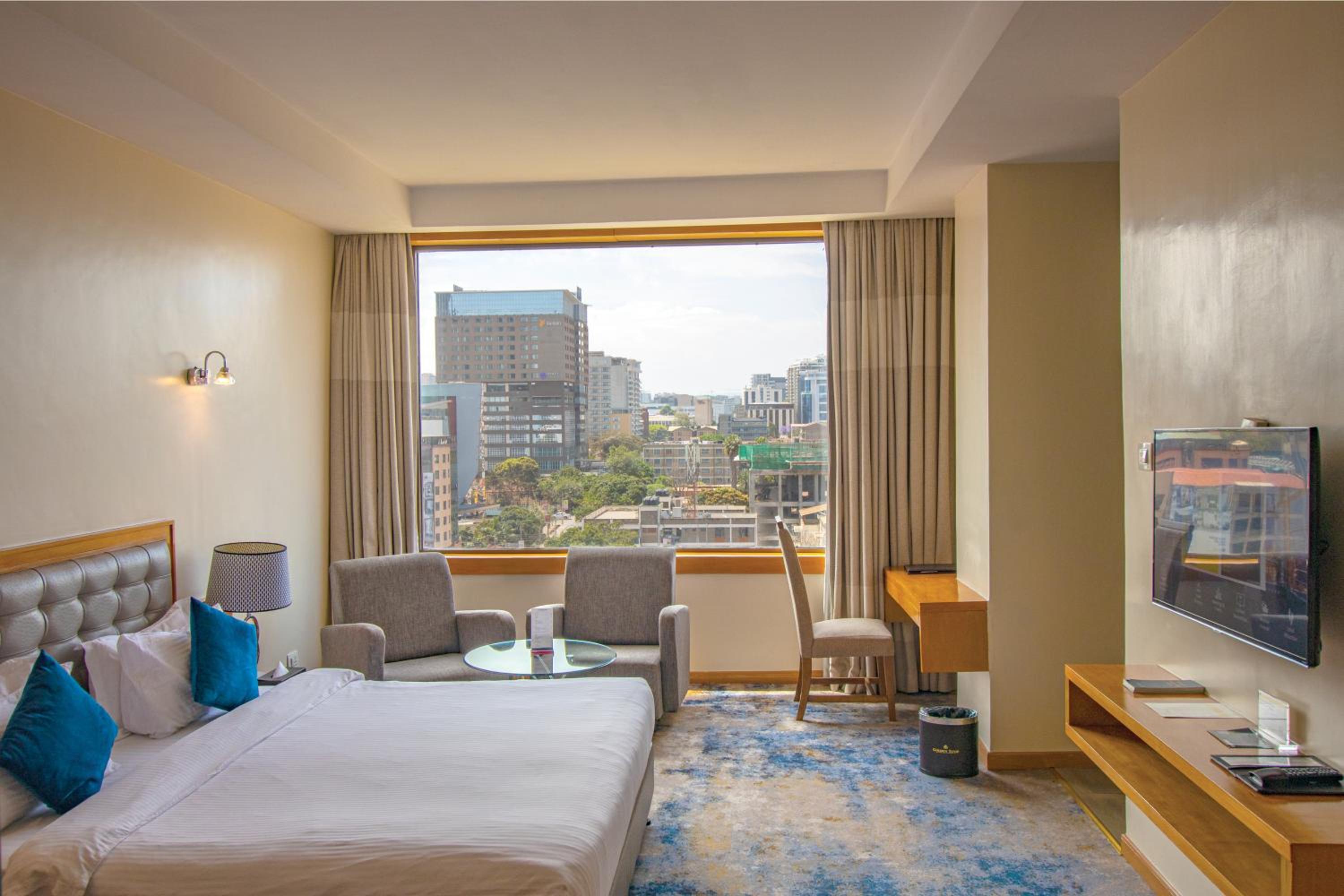 Junior Suite – City View photo 1