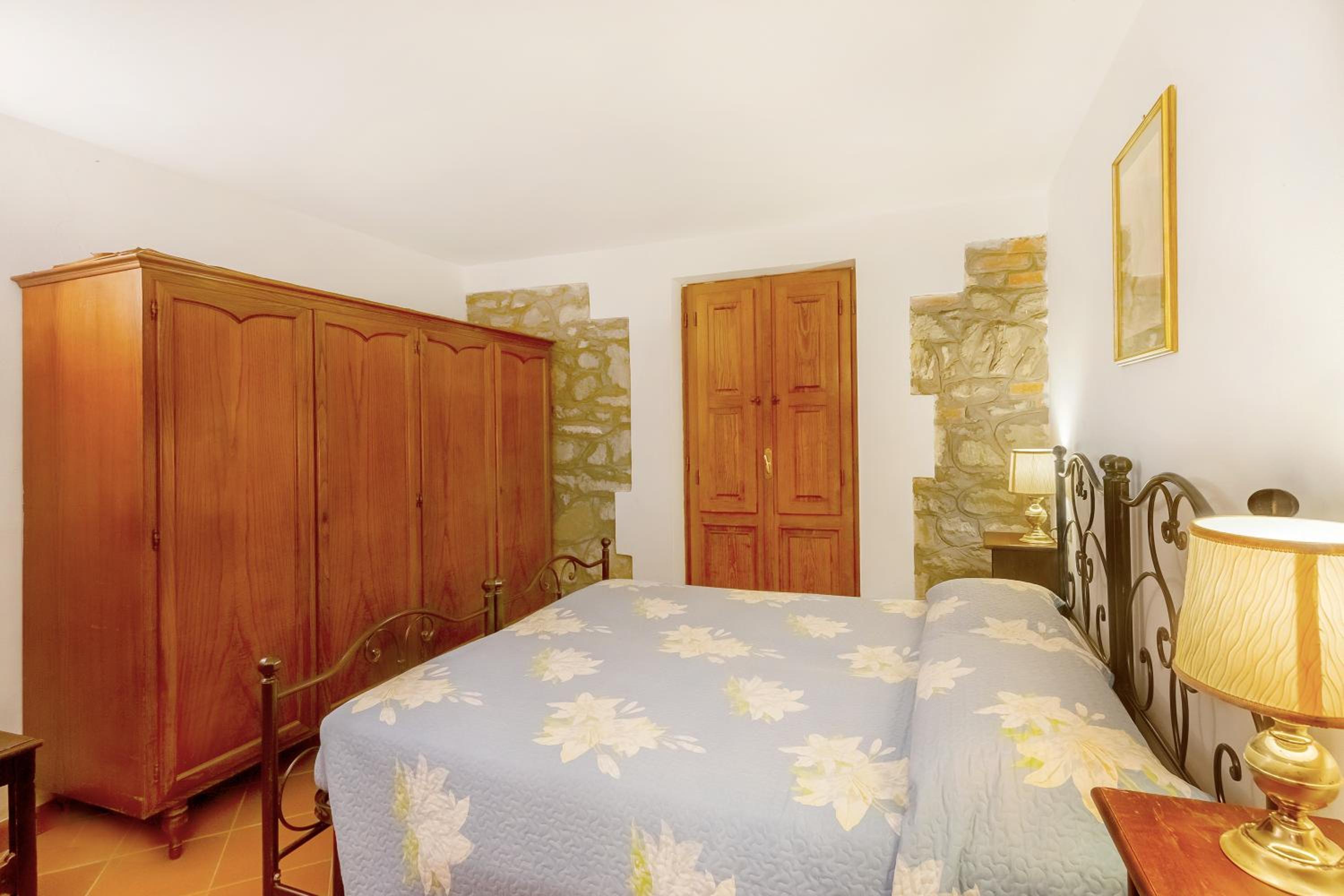 Superior One-Bedroom Apartment photo 1
