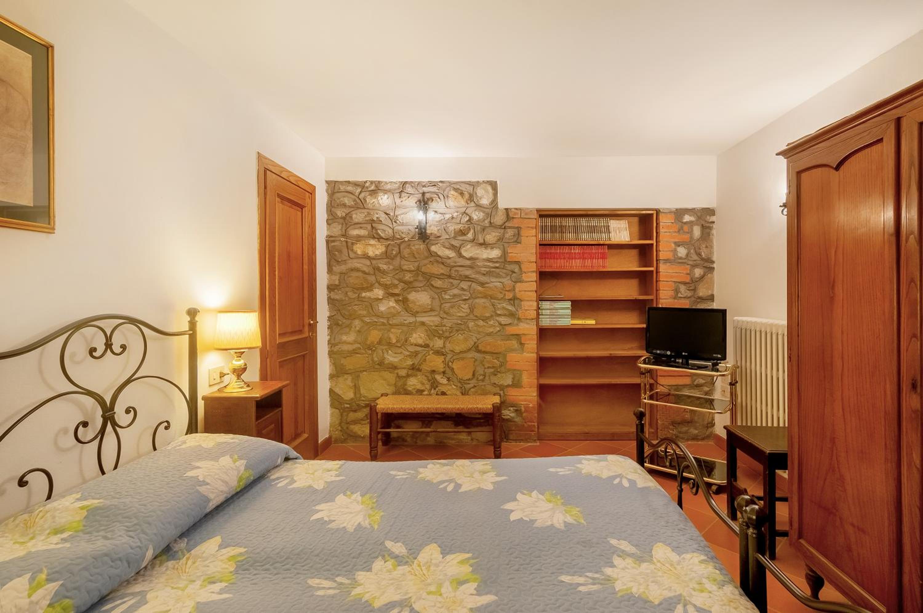 Superior One-Bedroom Apartment photo 3