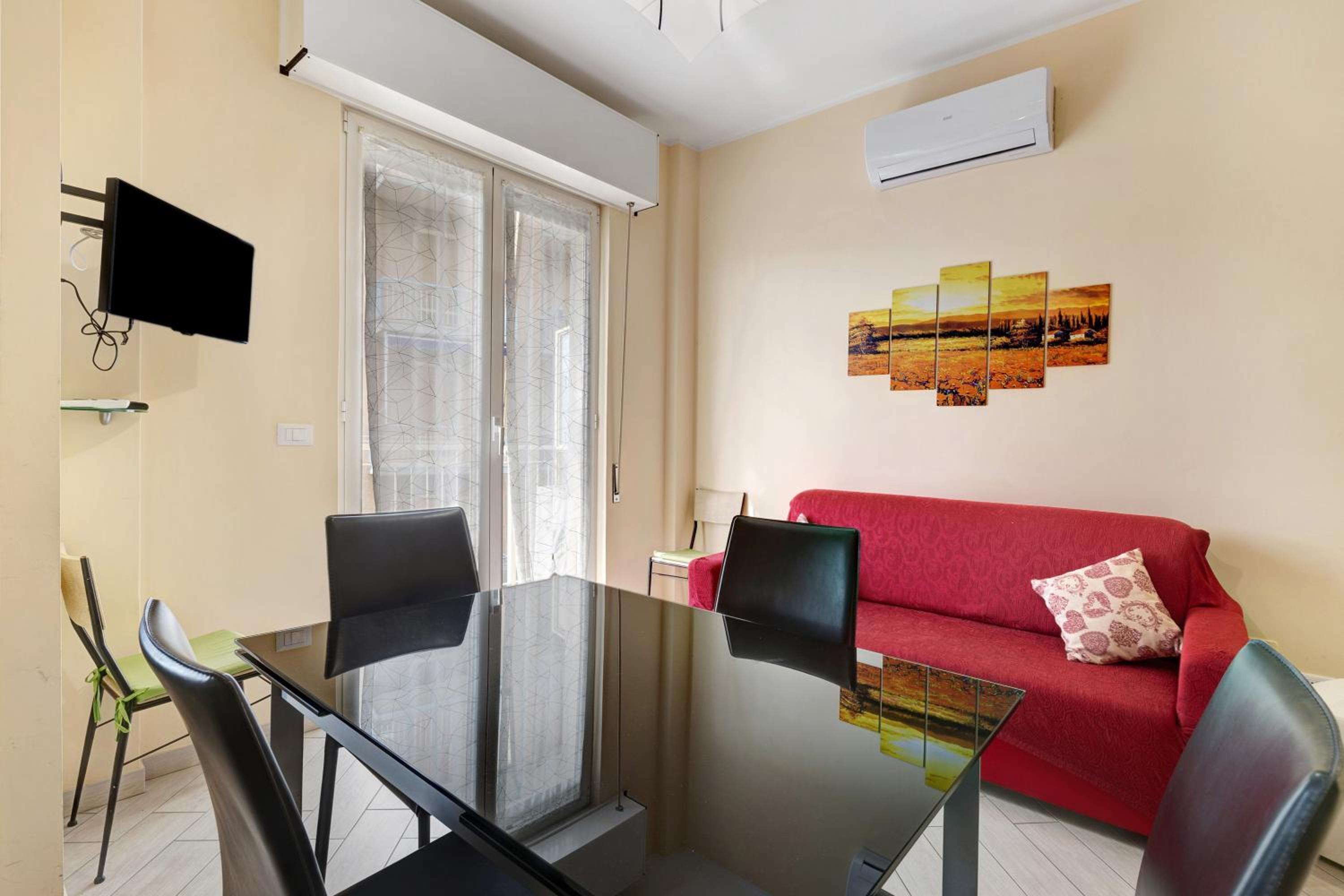Superior One-Bedroom Apartment with Balcony photo 1