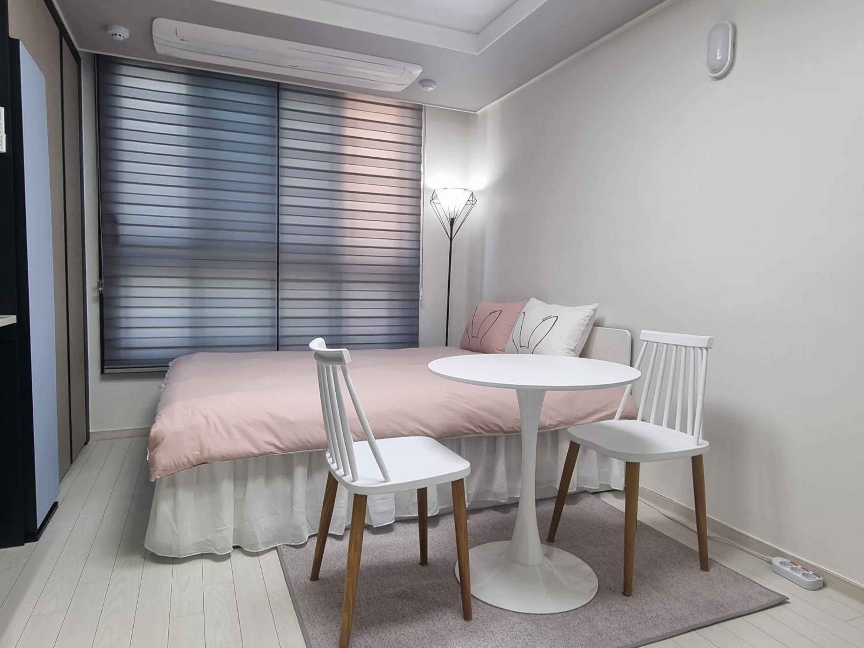 Studio Apartment - C photo 1