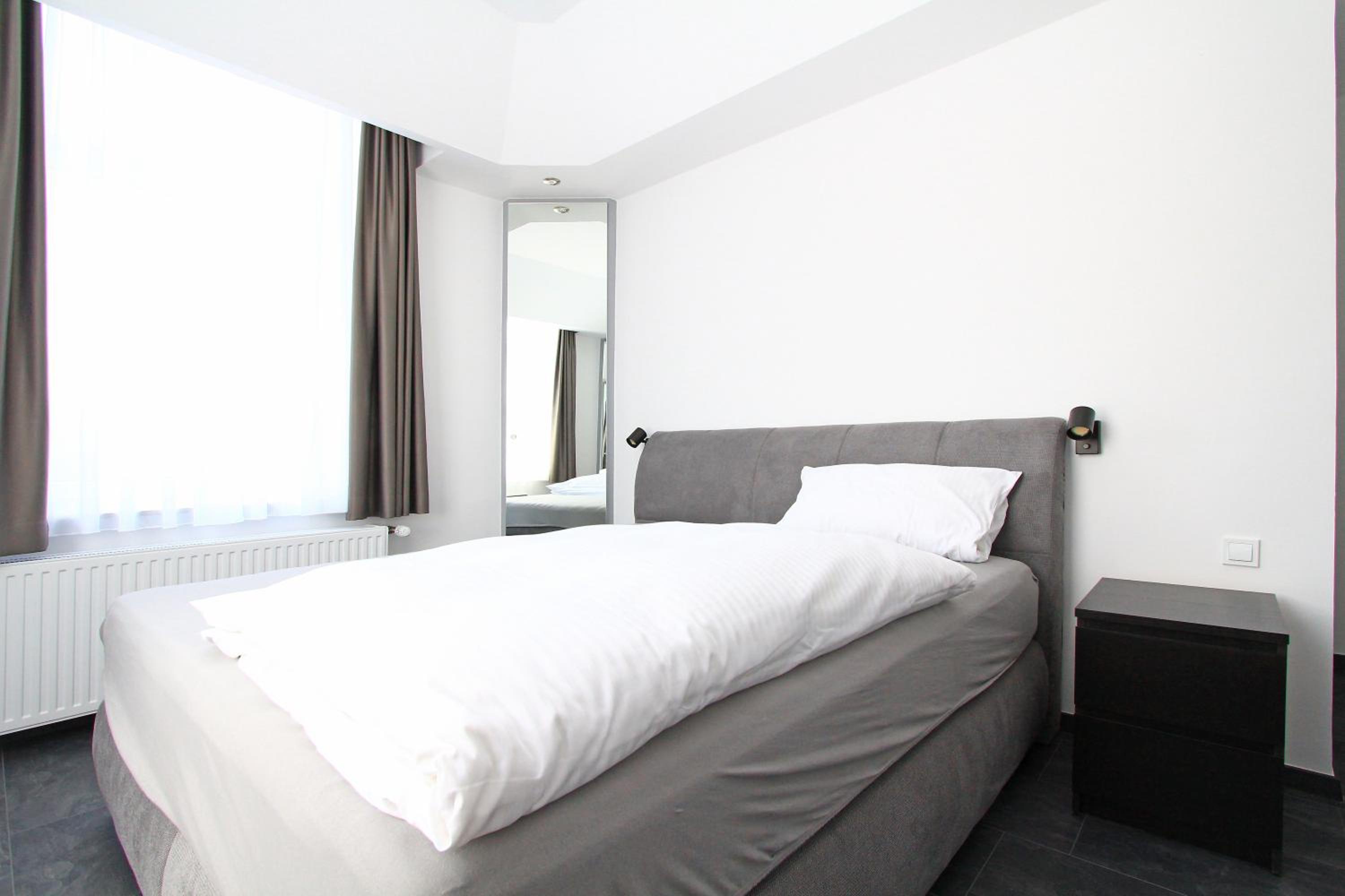 Suite - Photo 3