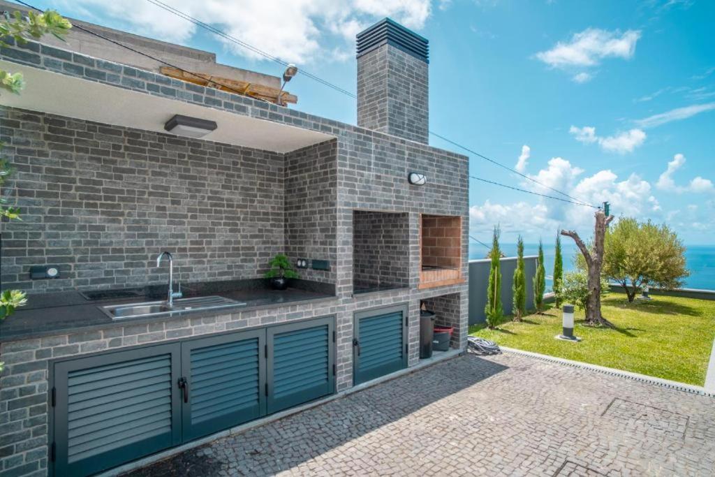 Villa photo 2