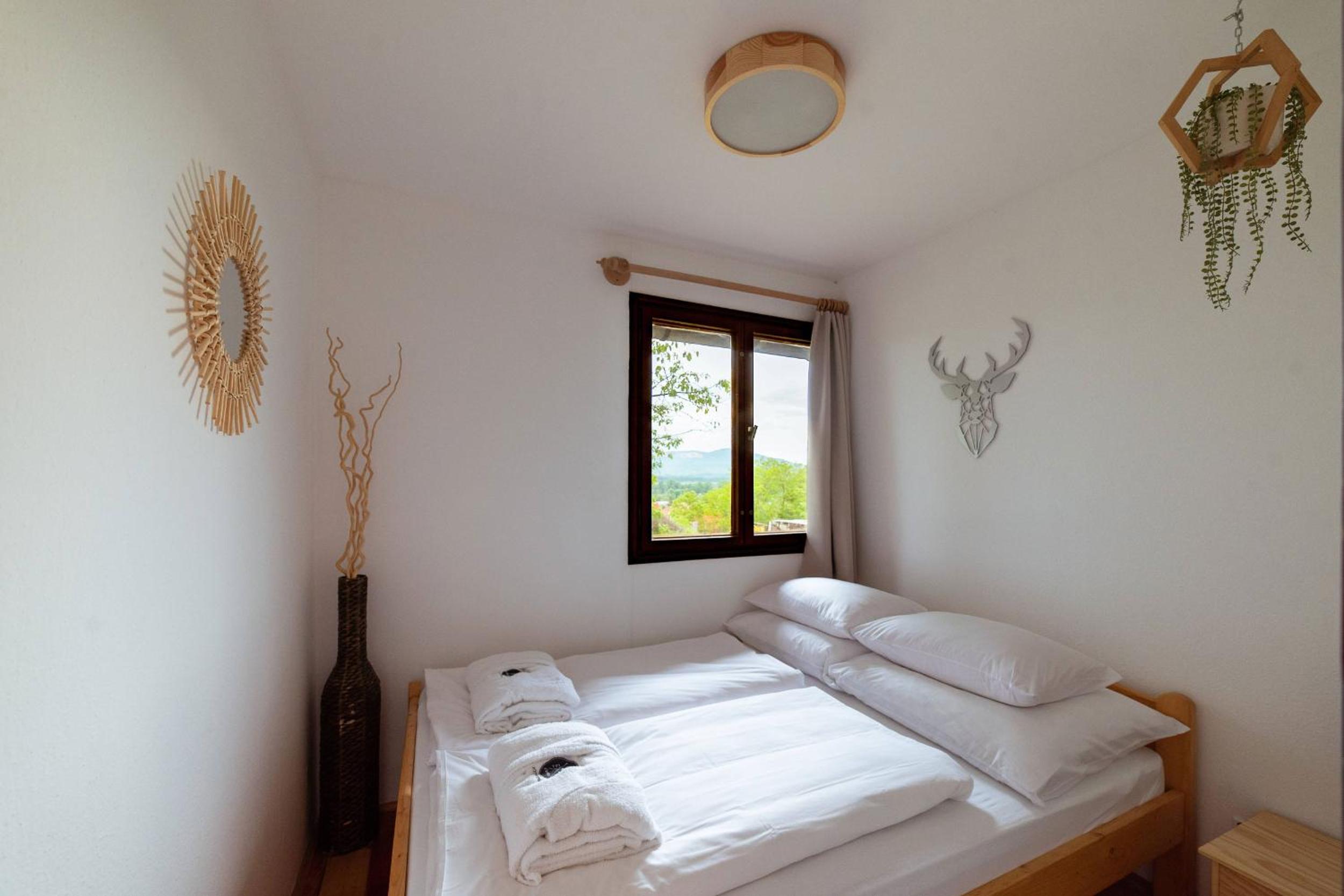 One-Bedroom House - Photo 1
