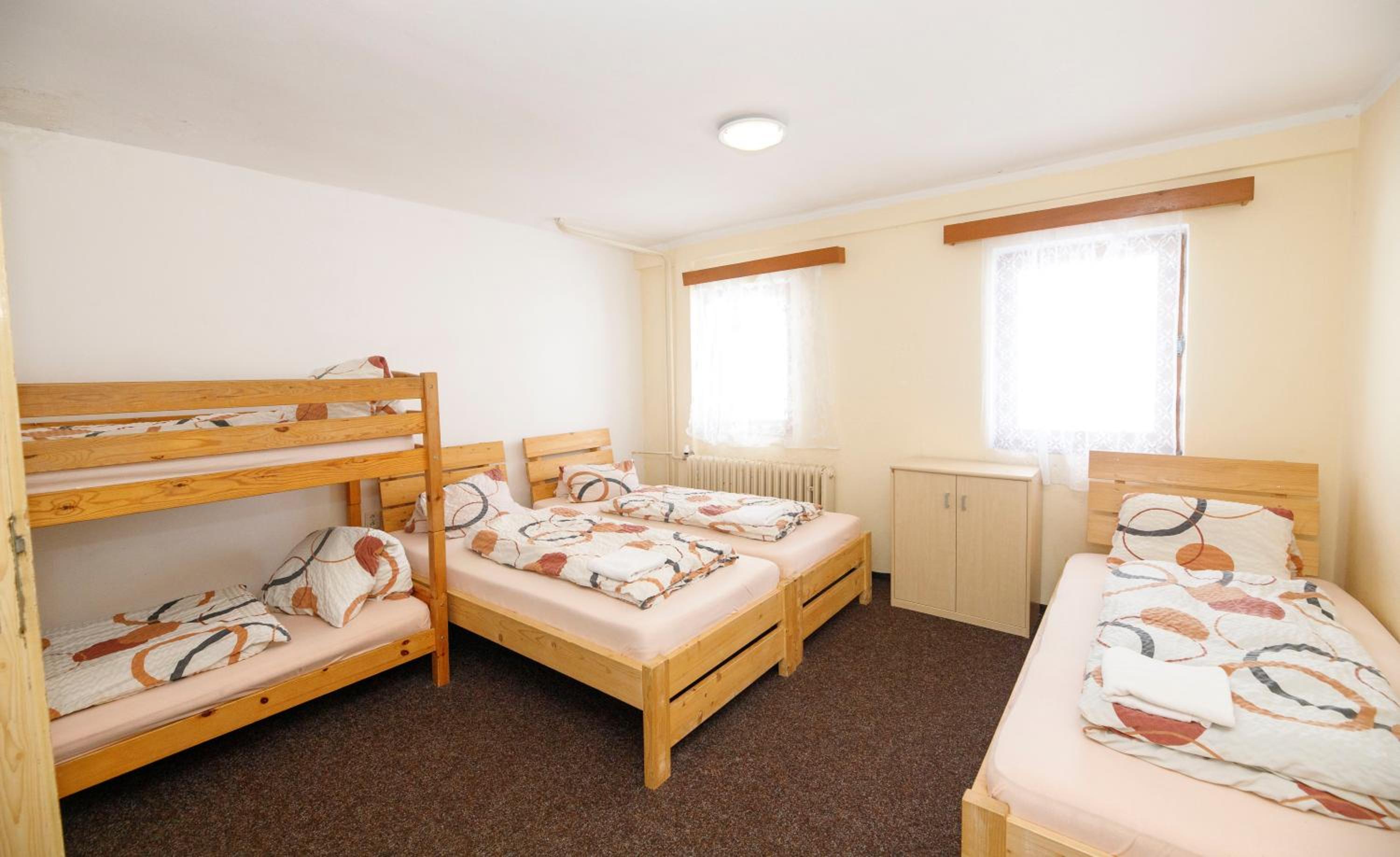 Five-Bed Room  photo 1