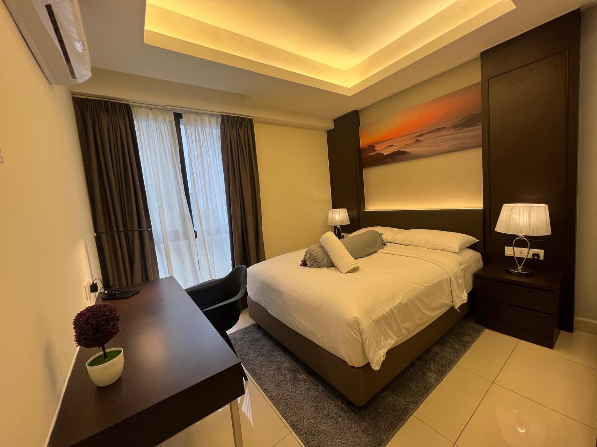 Three-Bedroom Suite  - Photo 9