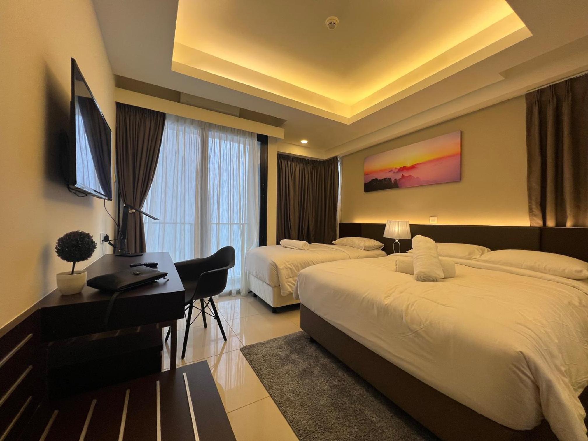 Three-Bedroom Suite  - Photo 12