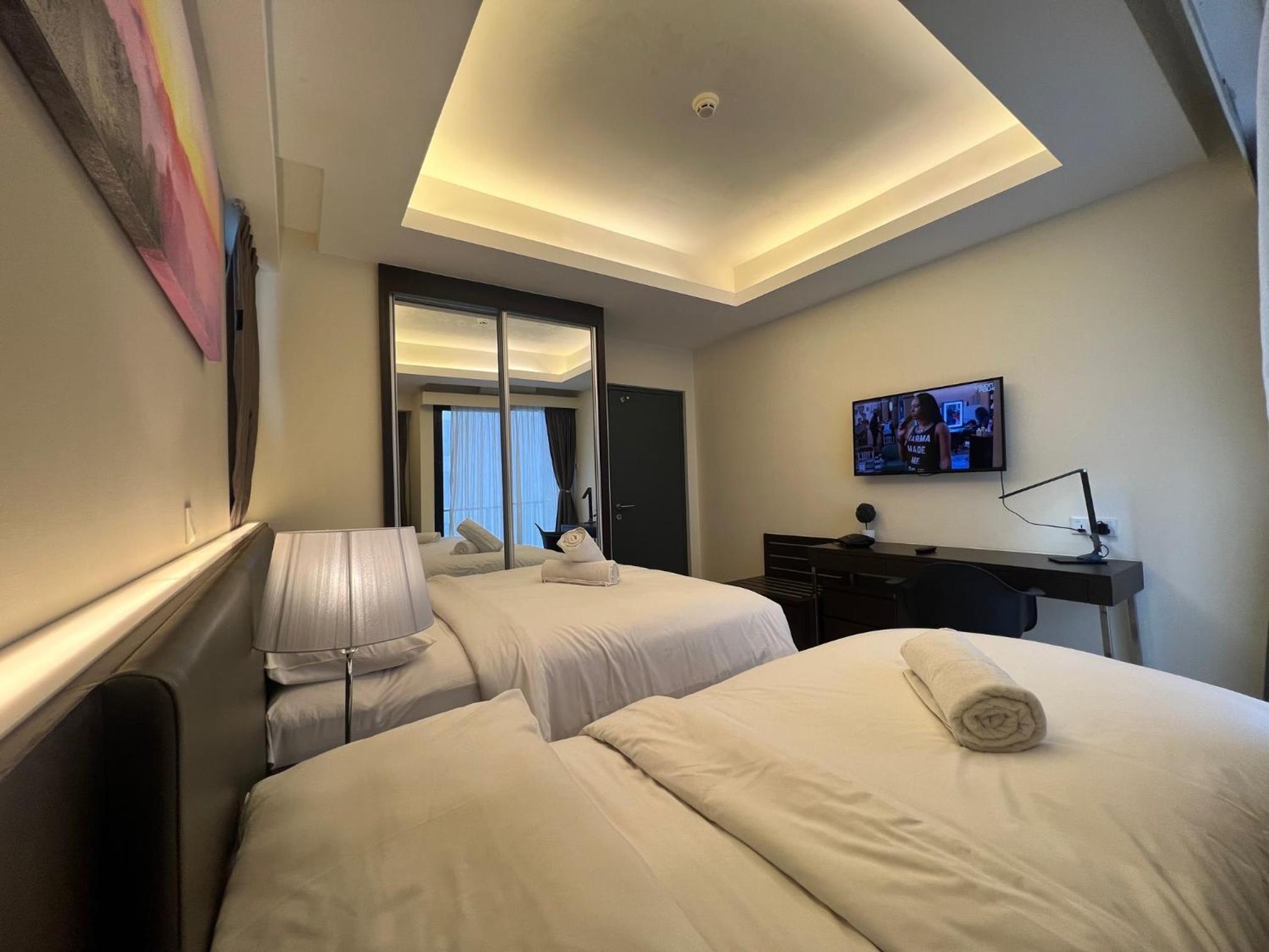 Three-Bedroom Suite  - Photo 14