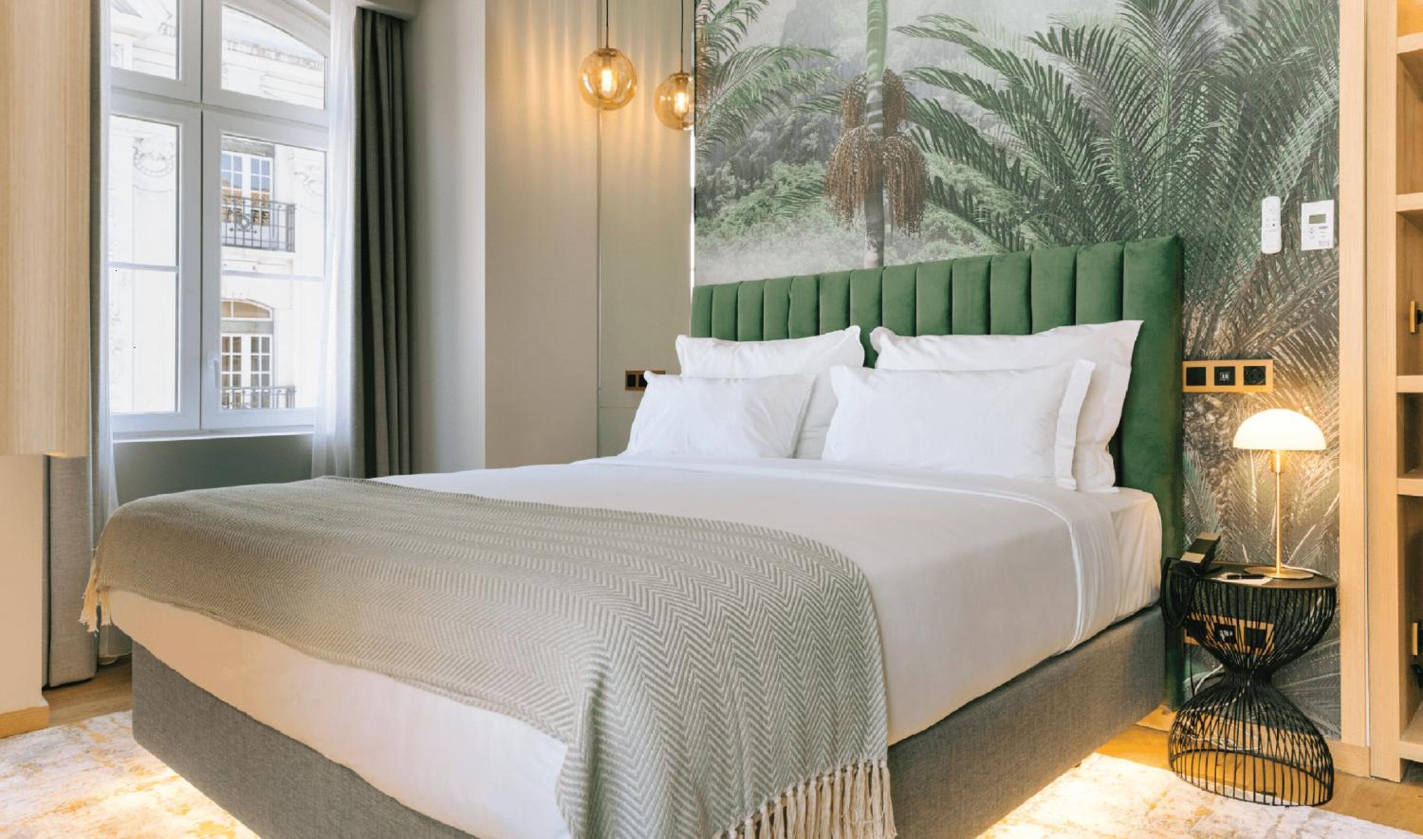 Premium Corner Double or Twin Room