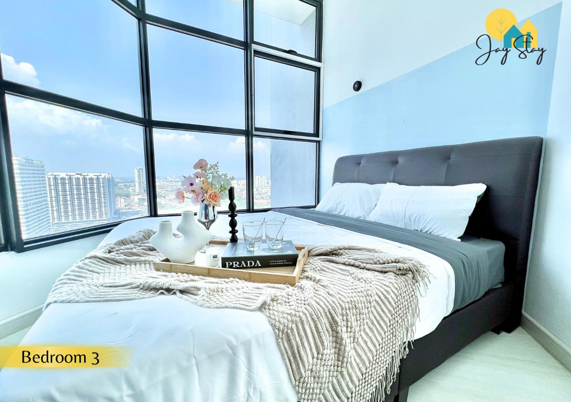 Three-Bedroom Apartment - Photo 23
