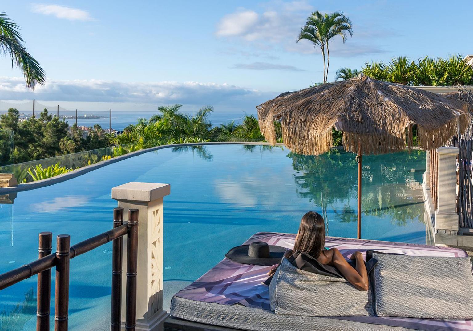 2 Bedroom Lagoon Villa