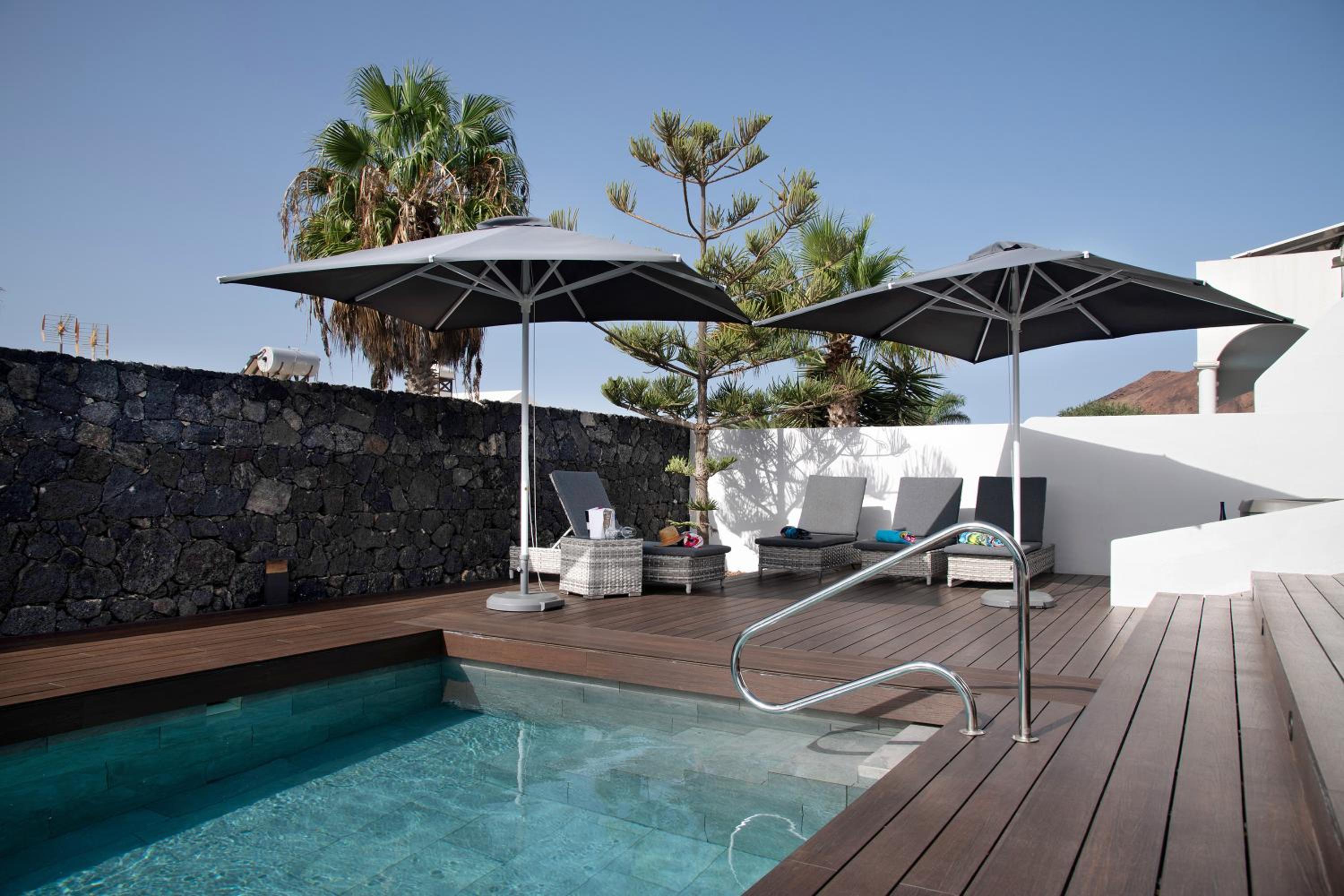 Villa photo 3