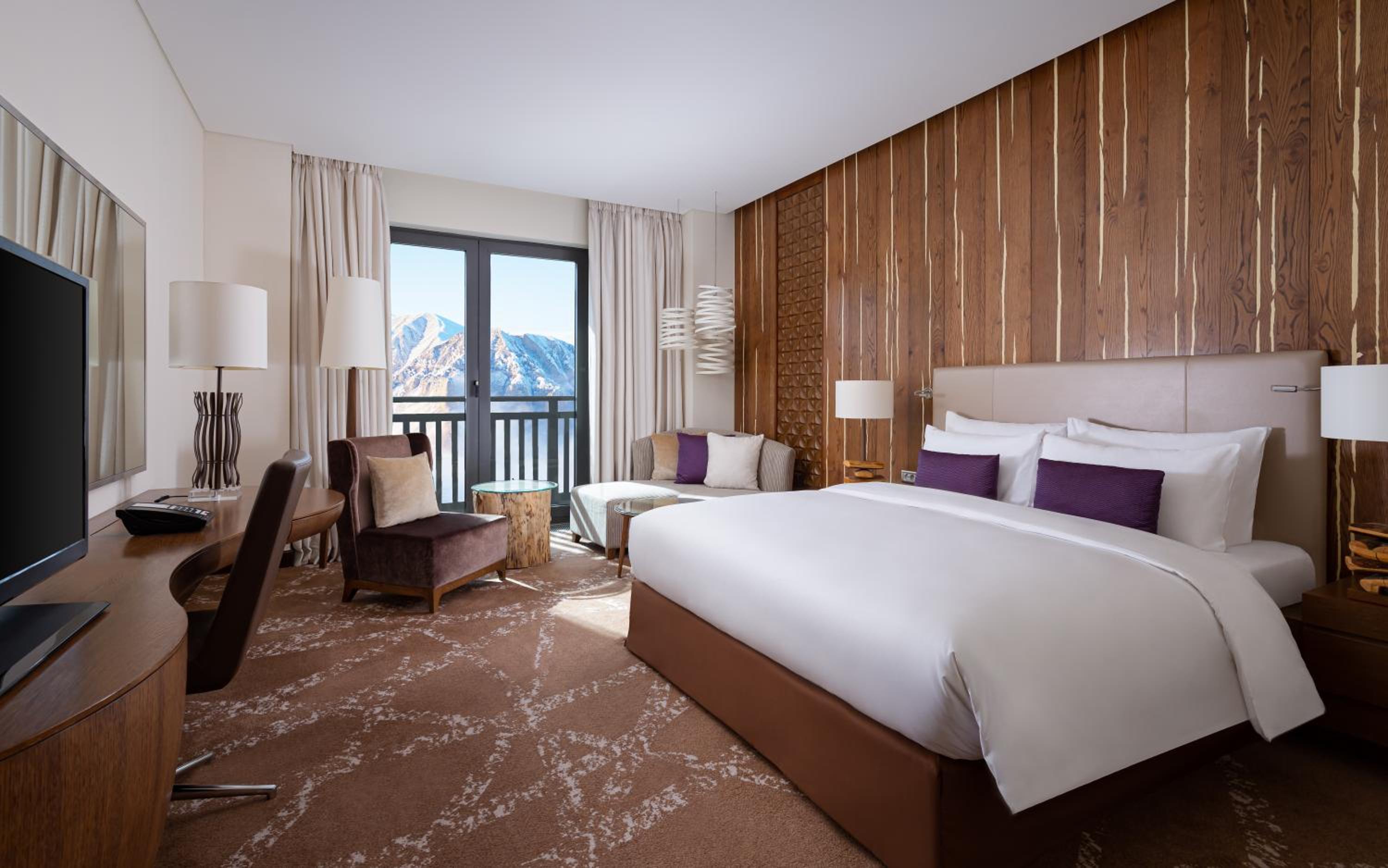 Deluxe Guest room, 1 King Bed