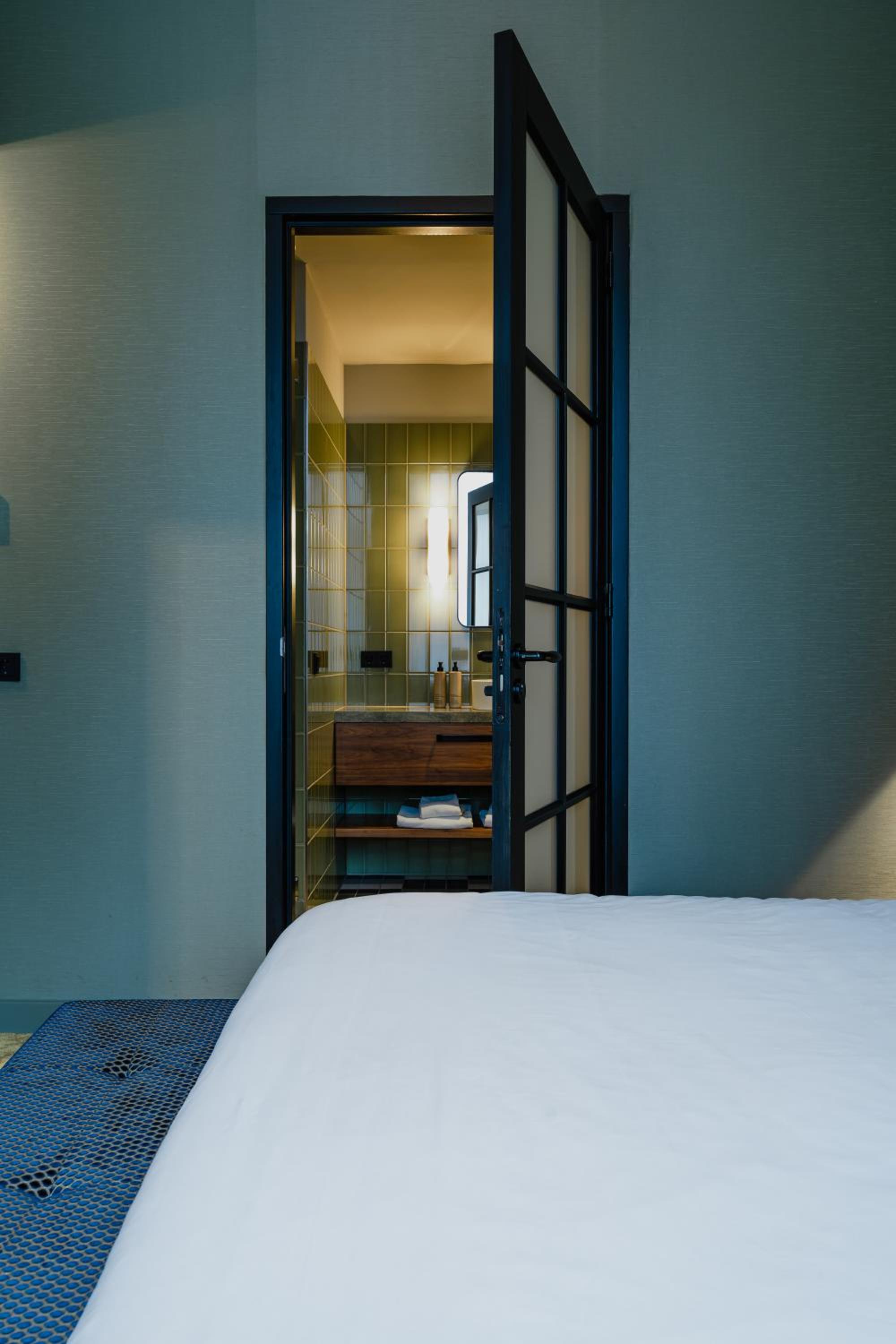 Junior Suite thumbnail 5
