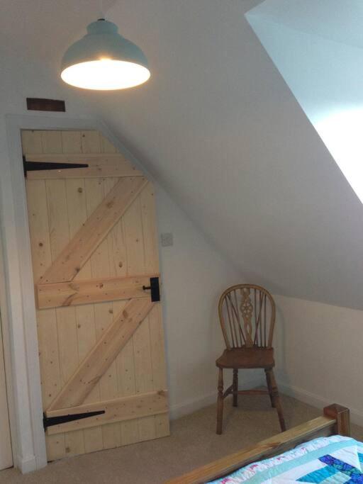 Three-Bedroom House photo 3
