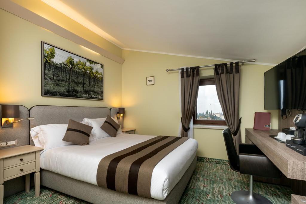 Superior Double Room - Photo 1
