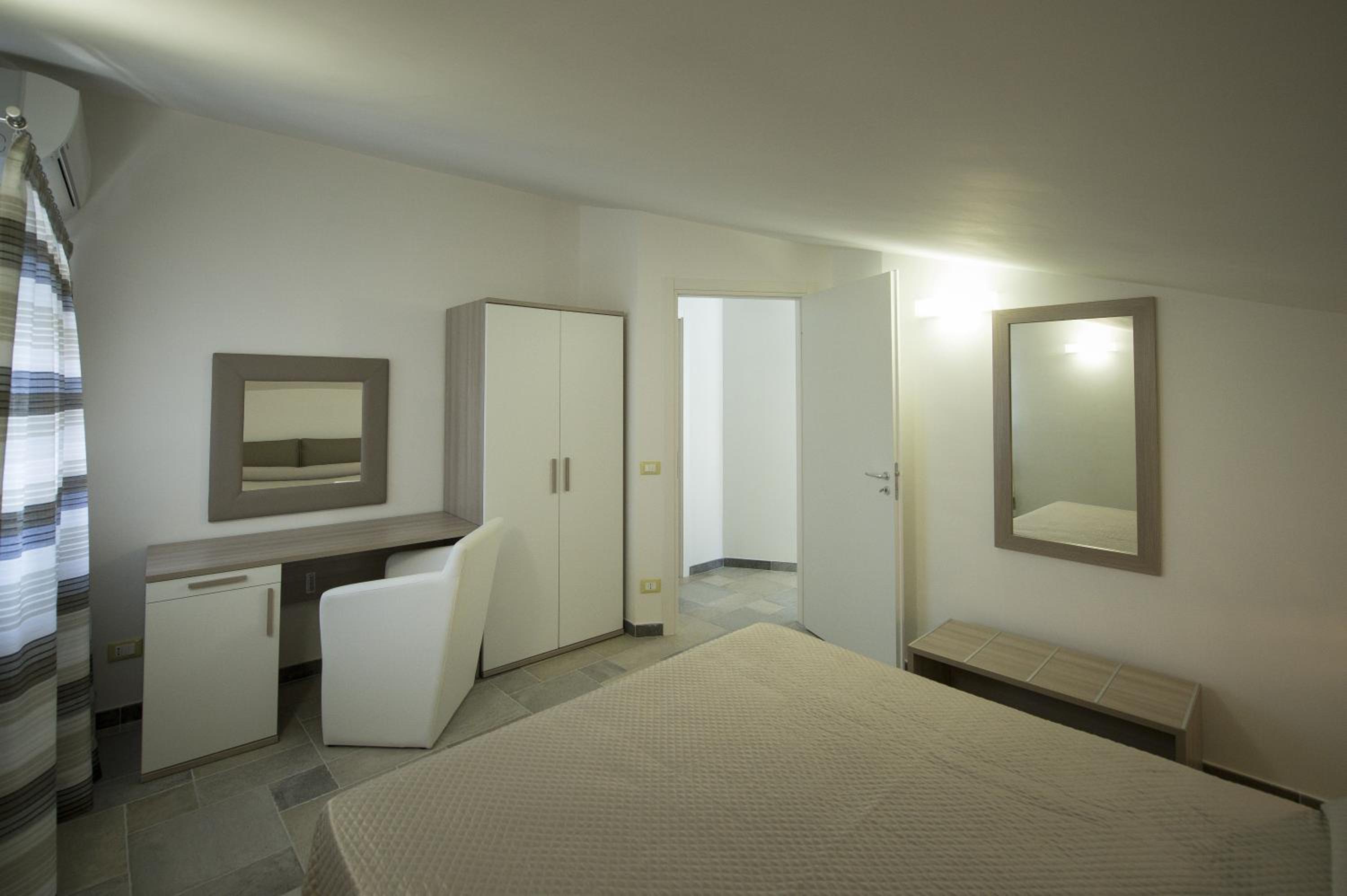 Apartment with Terrace photo 1