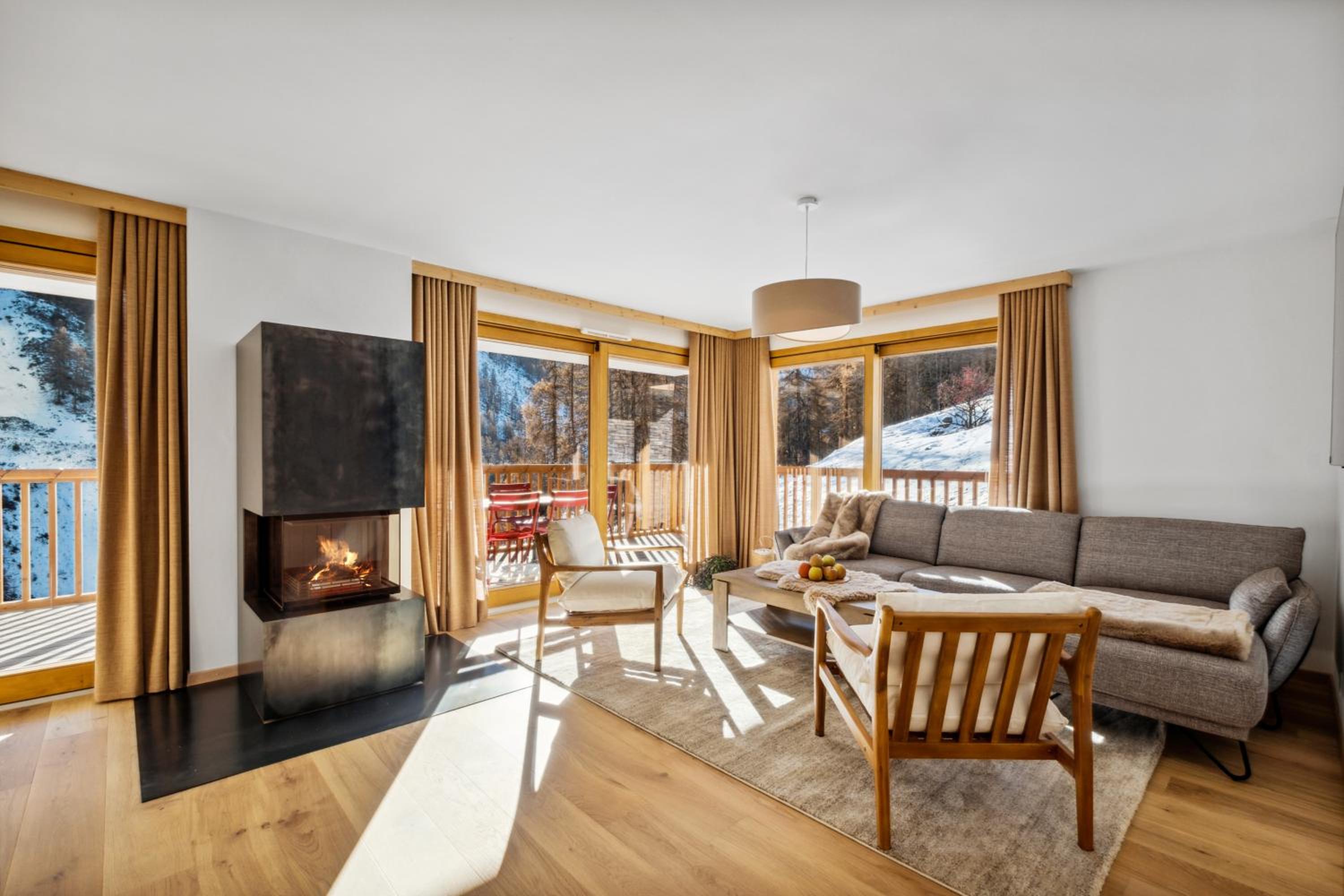 Luxury Superior Apartment with Jacuzzi